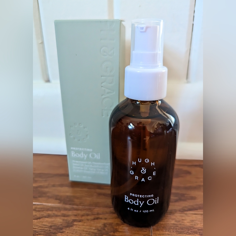BRAND NEW! HUGH & GRACE Protecting Body Oil, 4 oz/120 ml